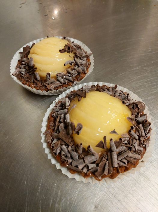 Les Tartes poire /chocolat vous attendent dans vo…